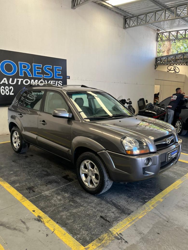 Hyundai - Tucson 2.0 16V Flex Aut.