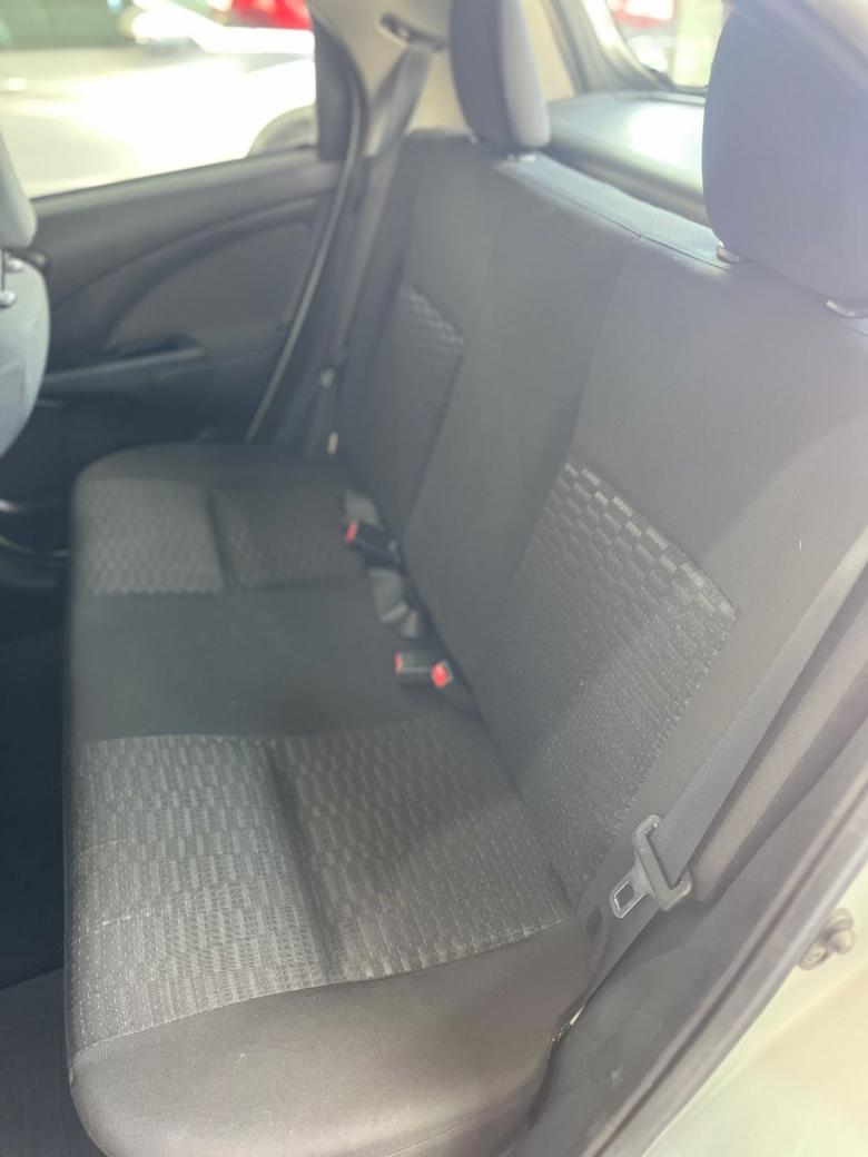 Toyota - ETIOS X 1.3 Flex 16V 5p Mec.