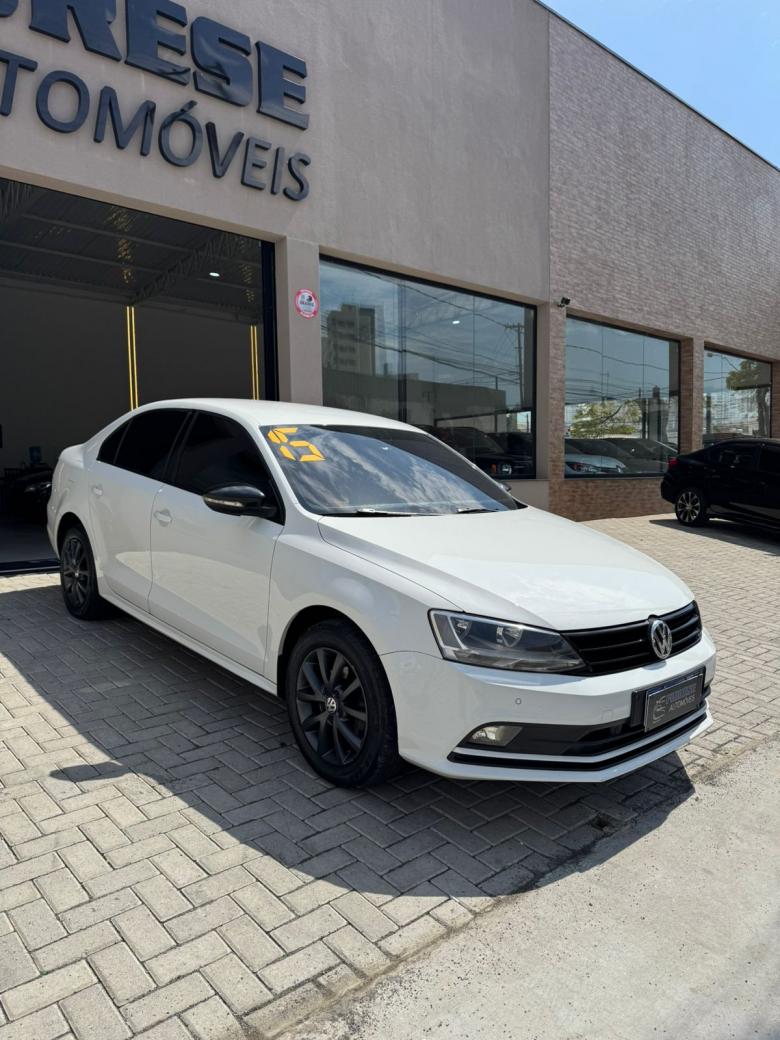 VW - VolksWagen - JETTA Trendline 2.0 T.Flex 8V 4p Tip.