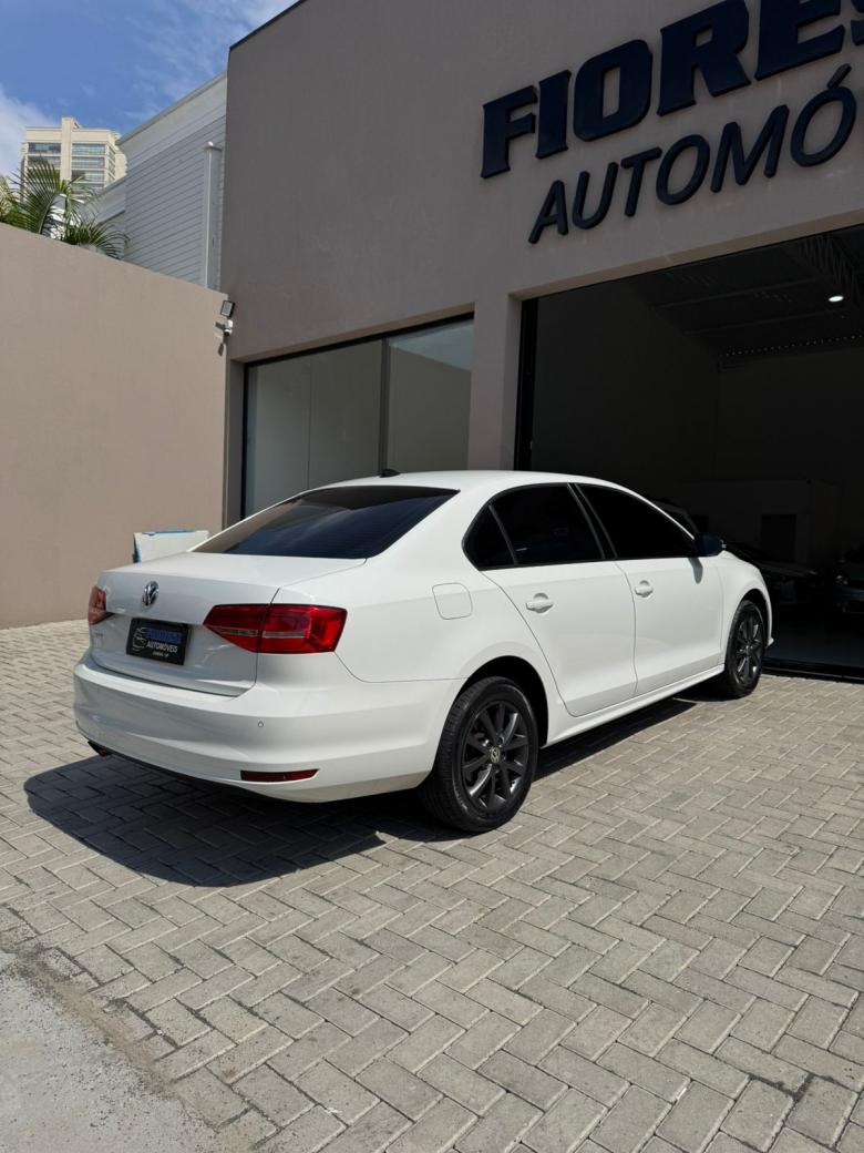 VW - VolksWagen - JETTA Trendline 2.0 T.Flex 8V 4p Tip.