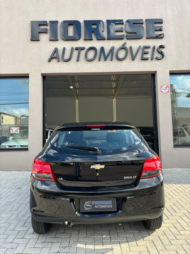GM - Chevrolet - ONIX HATCH LT 1.4 8V FlexPower 5p Mec.