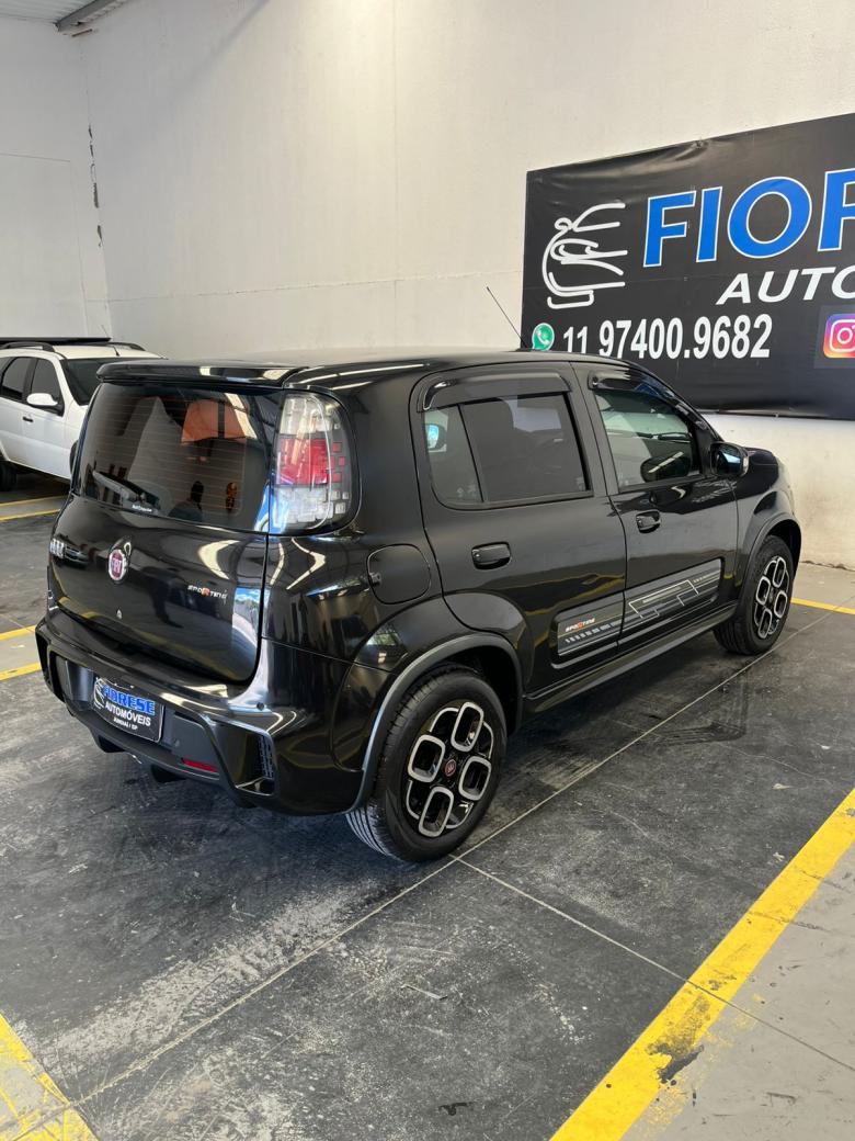 Fiat - UNO SPORTING Dualogic 1.4 EVO Flex 8V 4p