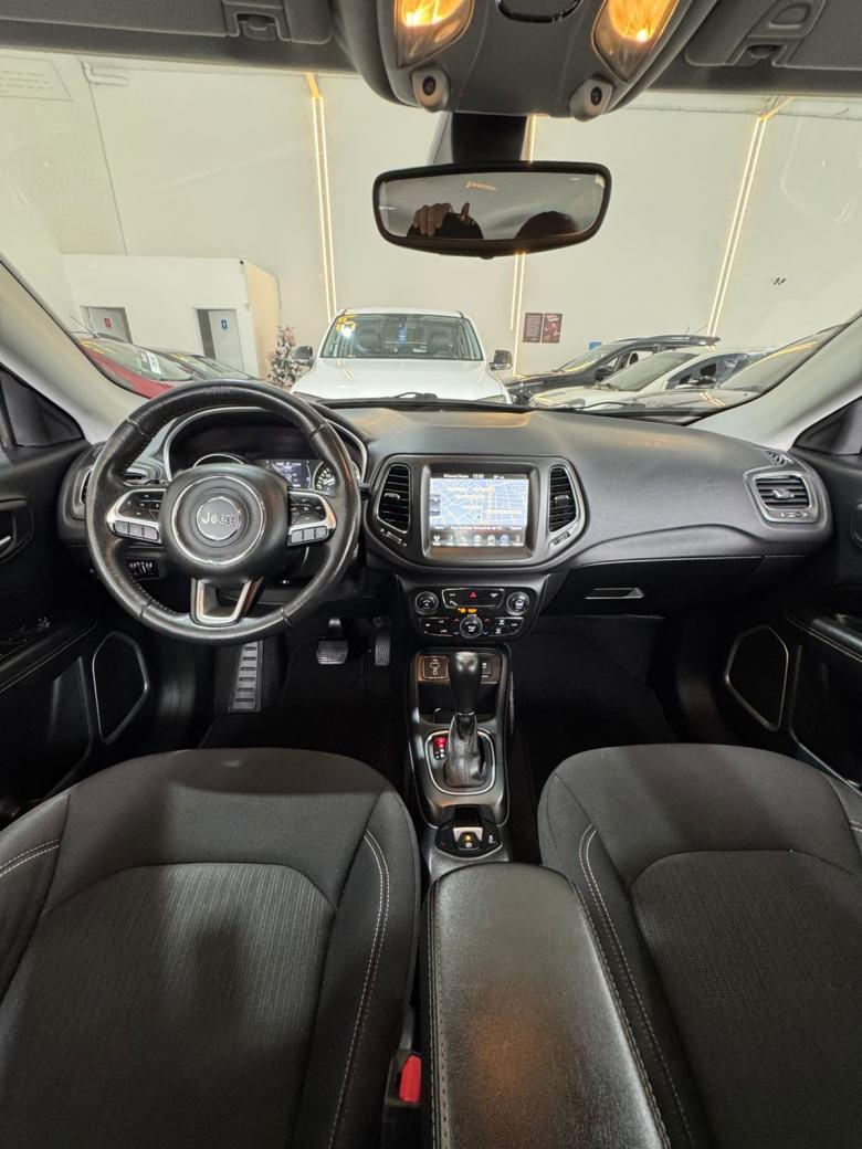 Jeep - COMPASS LONGITUDE 2.0 4x2 Flex 16V Aut.