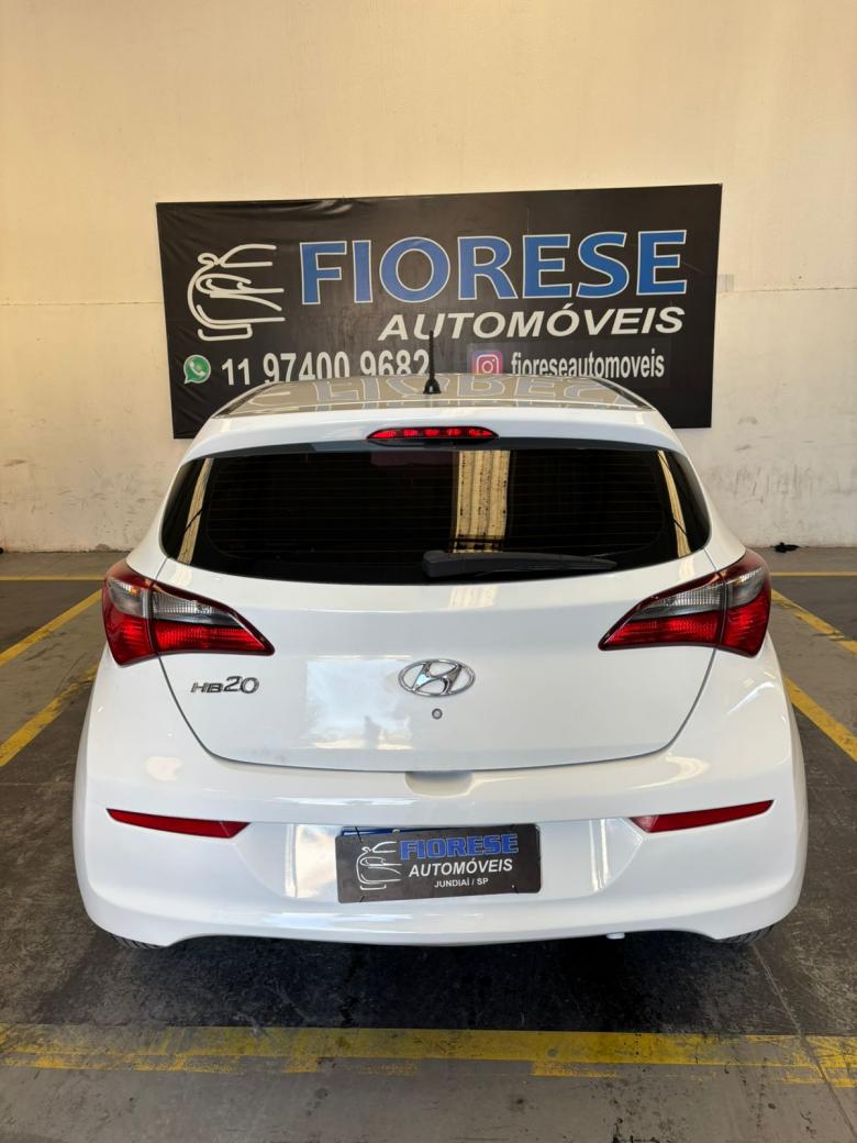 Hyundai - HB20 Unique 1.0 Flex 12V Mec.