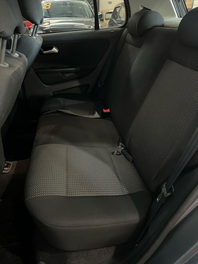 VW - VolksWagen - Fox Connect I Motion 1.6 Flex 8V 5p  Gasolina