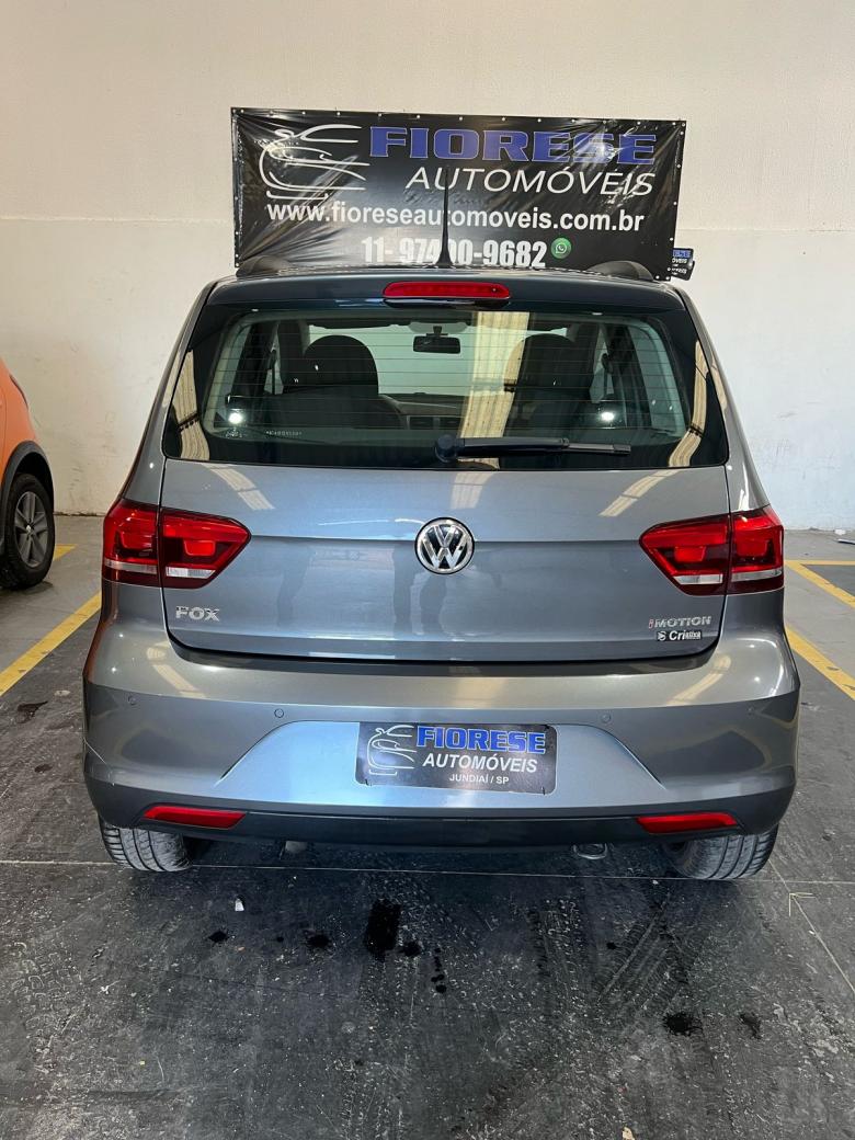VW - VolksWagen - Fox Connect I Motion 1.6 Flex 8V 5p  Gasolina