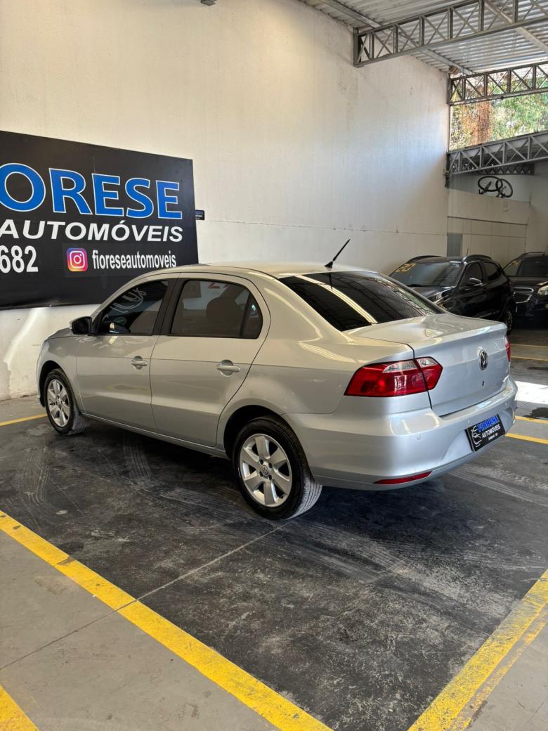 VW - VolksWagen - VOYAGE 1.6 MSI Flex 8V 4p  Gasolina