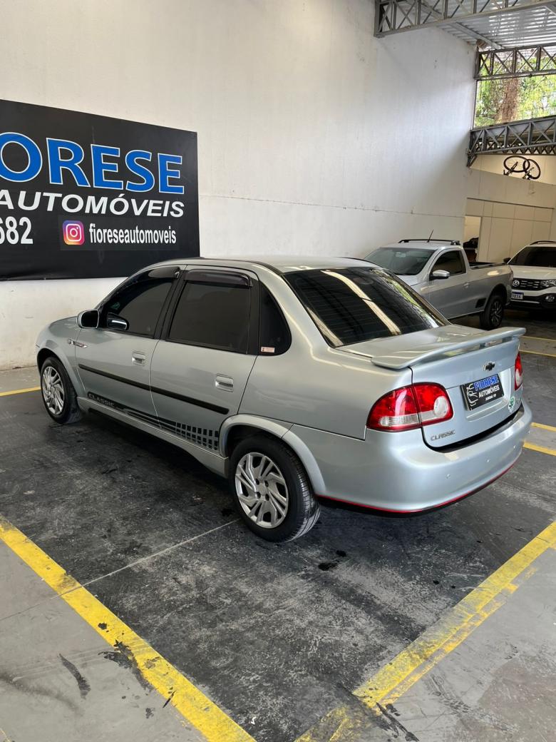 GM - Chevrolet - Corsa Classic LS 