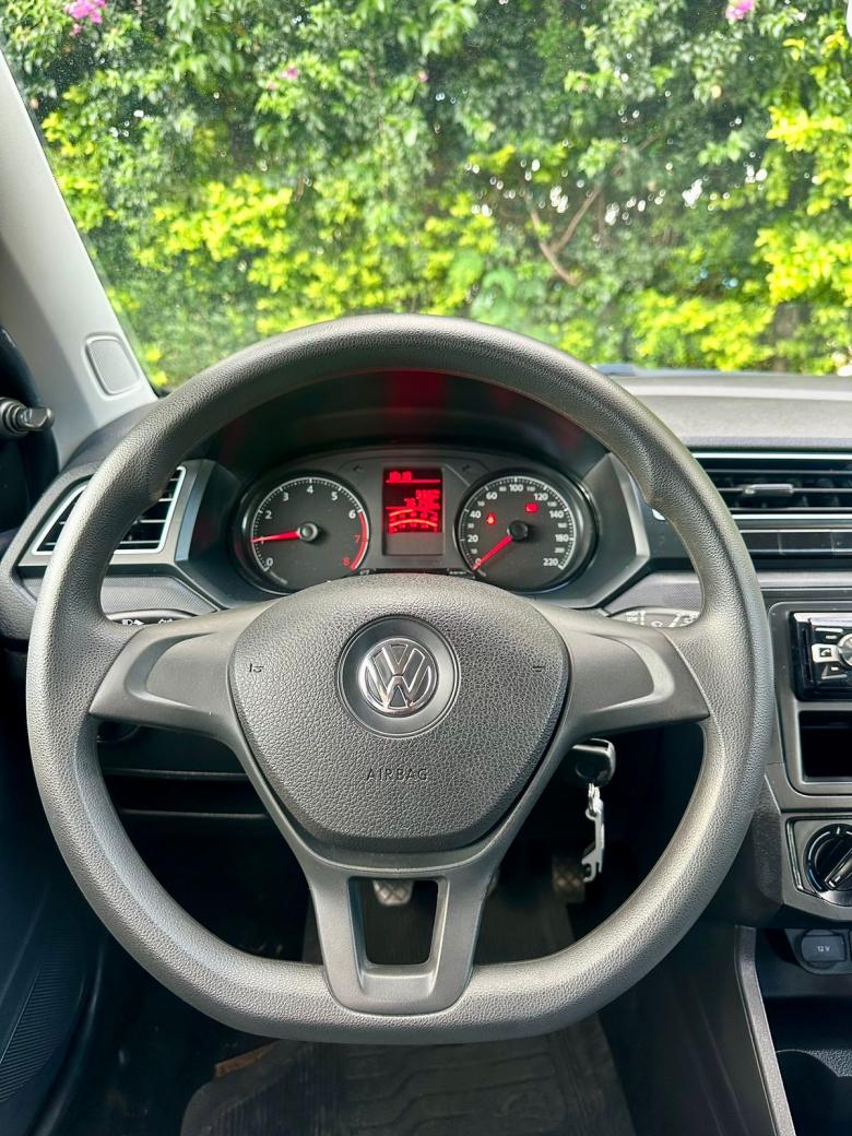 VW - VolksWagen - Gol 1.0 Flex