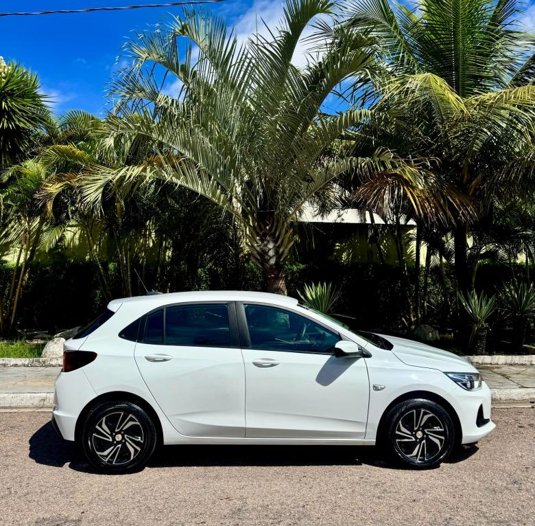 GM - Chevrolet - Onix Hatch LT II 1.0