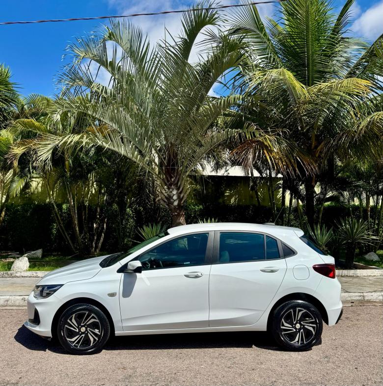 GM - Chevrolet - Onix Hatch LT II 1.0