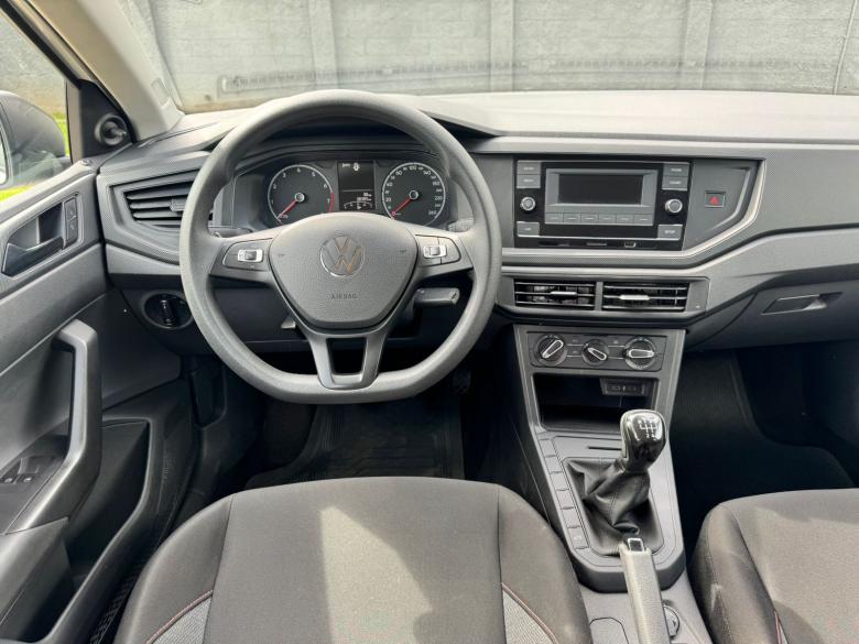 VW - VolksWagen - Polo Track 1.0 Flex