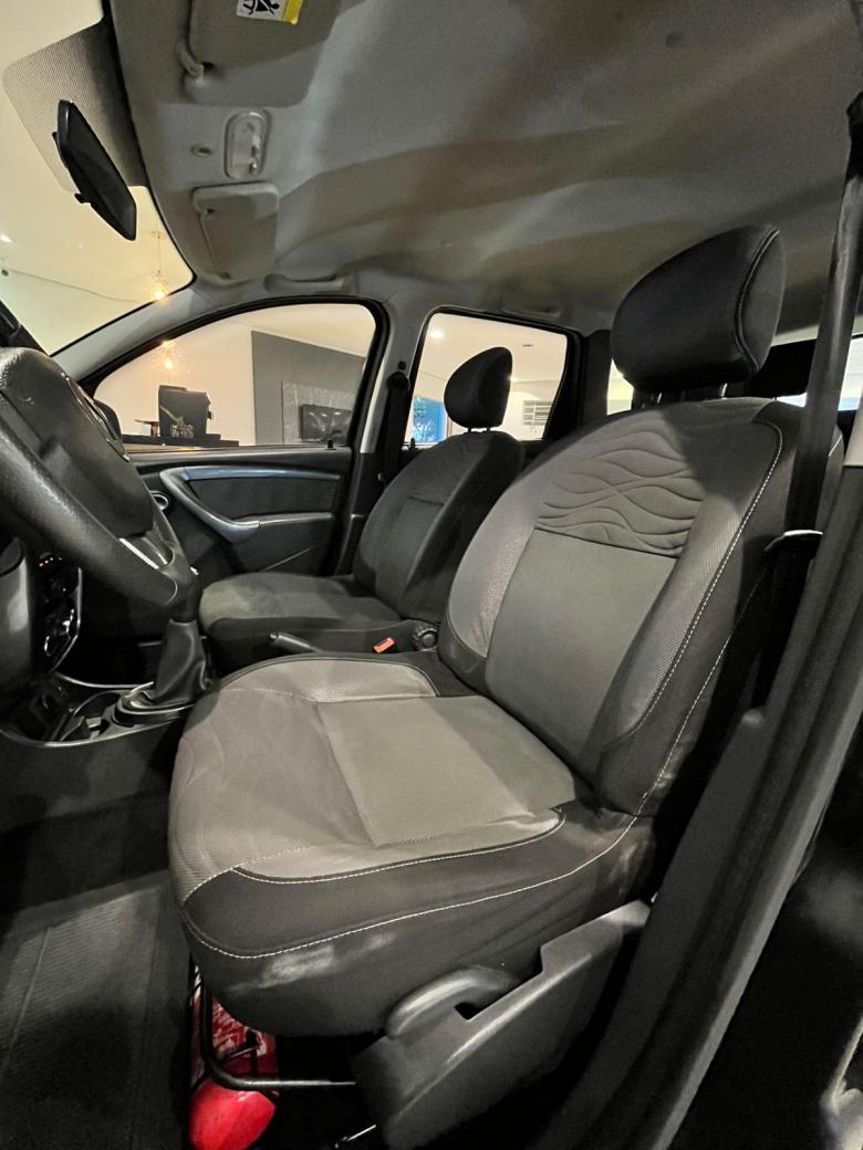 Renault - DUSTER 1.6 Hi-Flex 16V Mec  Gasolina