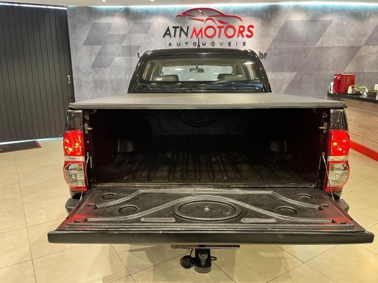 Toyota - Hilux CD SR 4x2 2.7 16V/2.7 Flex Aut.  Gasolina