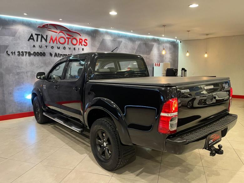 Toyota - Hilux CD SR 4x2 2.7 16V/2.7 Flex Aut.  Gasolina