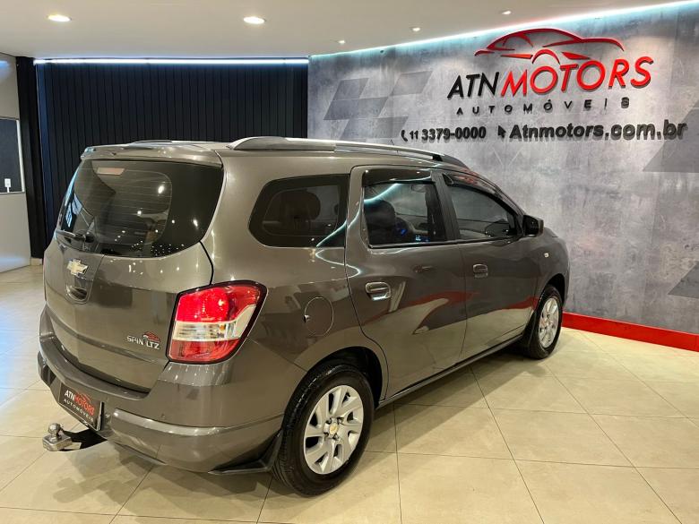 GM - Chevrolet - SPIN LTZ 1.8 8V Econo.Flex 5p Aut.  Gasolina