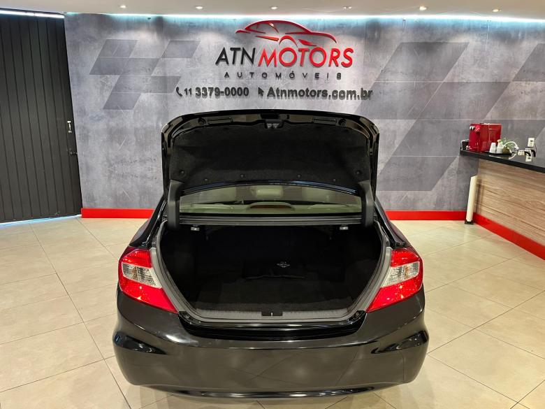 Honda - Civic Sedan LXR 2.0 Flexone 16V Aut. 4p