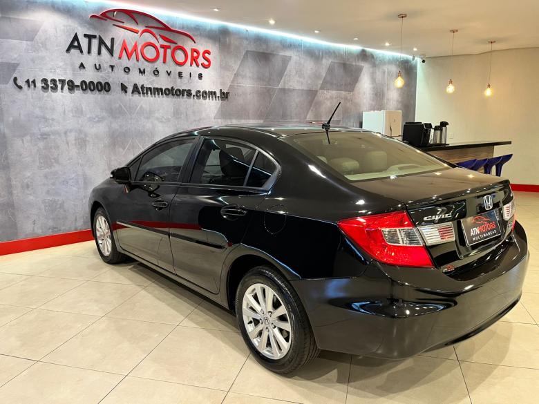 Honda - Civic Sedan LXR 2.0 Flexone 16V Aut. 4p