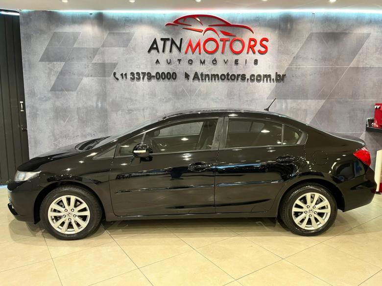 Honda - Civic Sedan LXR 2.0 Flexone 16V Aut. 4p