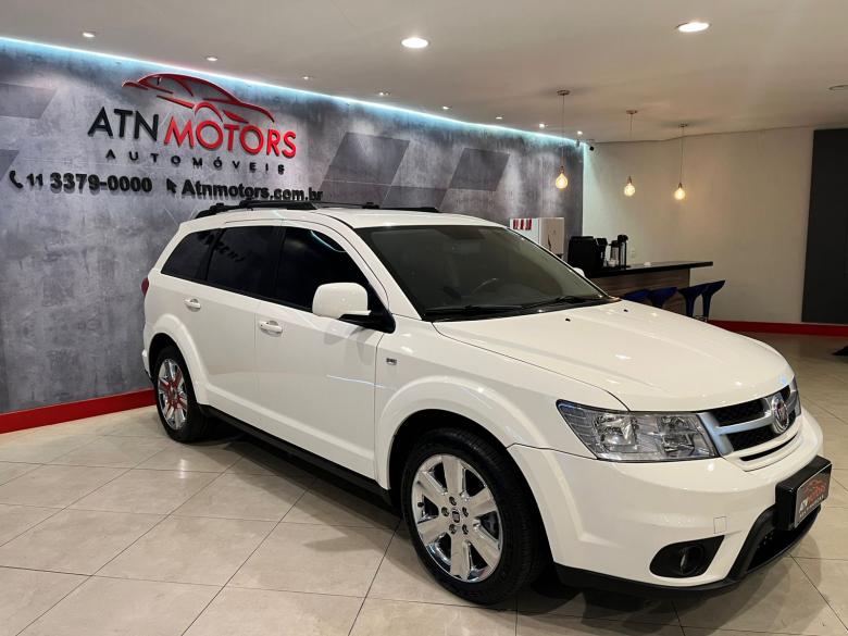Fiat - FREEMONT 2.4 16V 5p Aut.  Gasolina