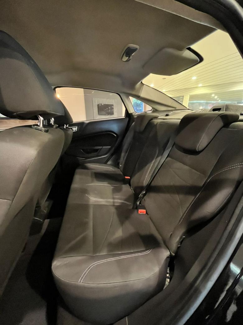 Ford - Fiesta Sedan 1.6 16V Flex Aut.  Gasolina