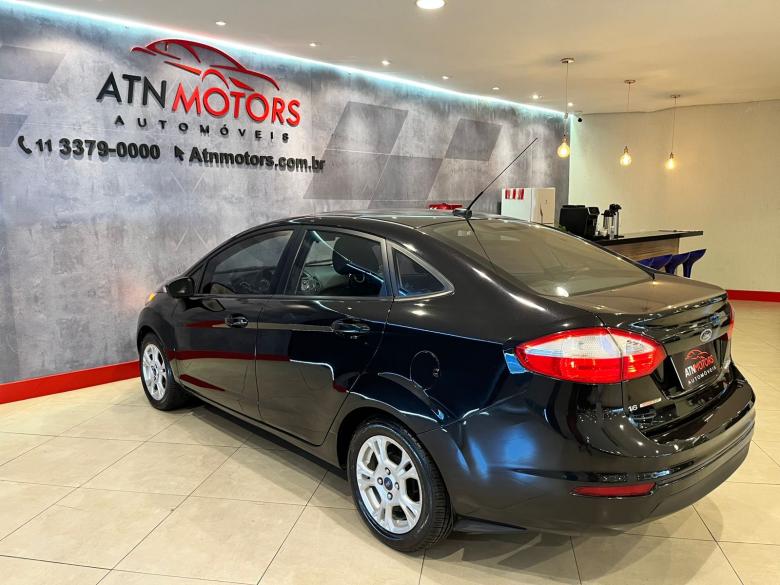 Ford - Fiesta Sedan 1.6 16V Flex Aut.  Gasolina