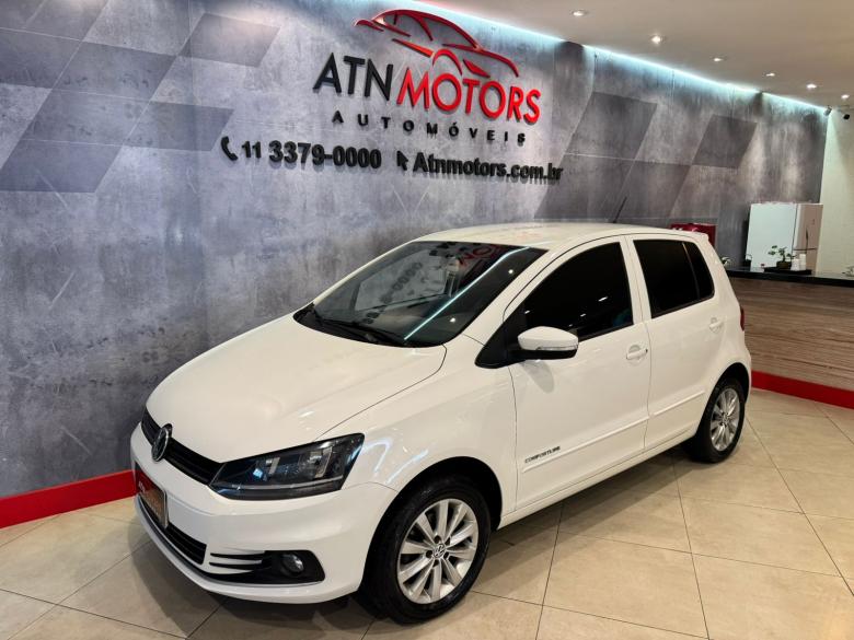 VW - VolksWagen - Fox Comfortline 1.6 Flex 8V 5p