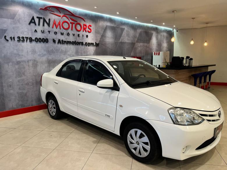 ETIOS XS Sedan1.5