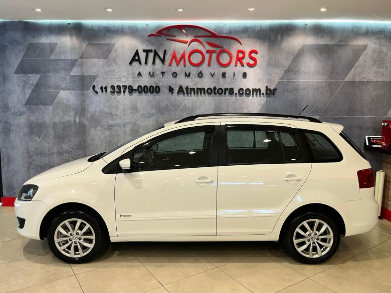 VW - VolksWagen - SPACEFOX 1.6/ 1.6 Trend Total Flex 8V 5p