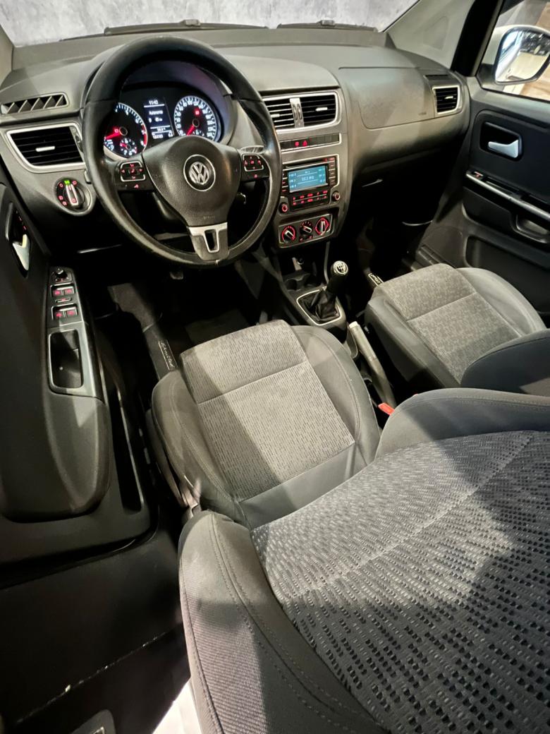 VW - VolksWagen - SPACEFOX 1.6/ 1.6 Trend Total Flex 8V 5p