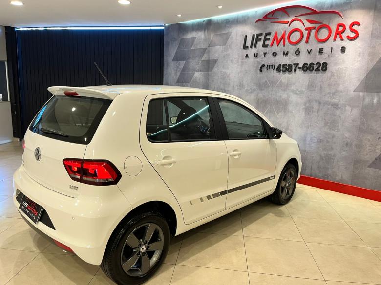 VW - VolksWagen - Fox RUN 1.6 Flex 8V 5p  Gasolina