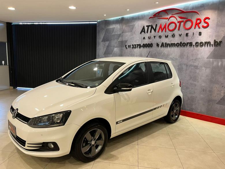 VW - VolksWagen - Fox RUN 1.6 Flex 8V 5p  Gasolina