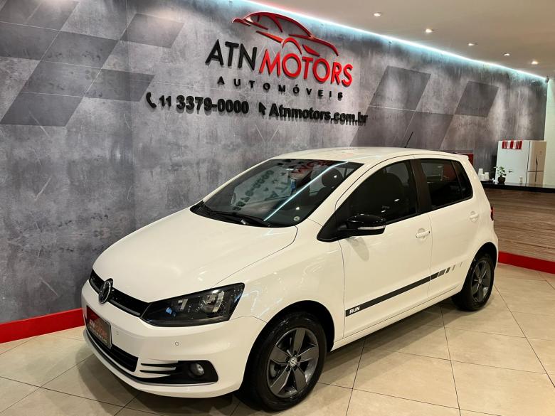VW - VolksWagen - Fox RUN 1.6 Flex 8V 5p  Gasolina