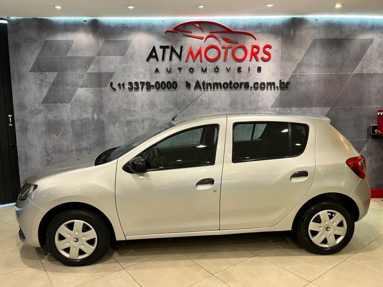 Renault - SANDERO Authentique Flex 1.0 12V 5p