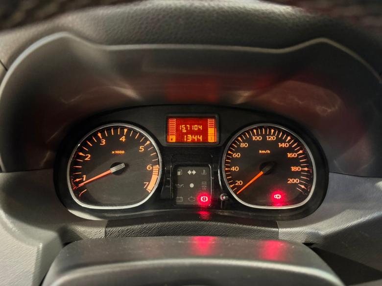 Renault - DUSTER 1.6  TECHROAD 