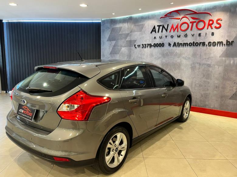 Ford - FORD FOCUS SE 