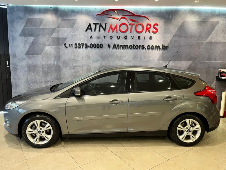 Ford - FORD FOCUS SE 