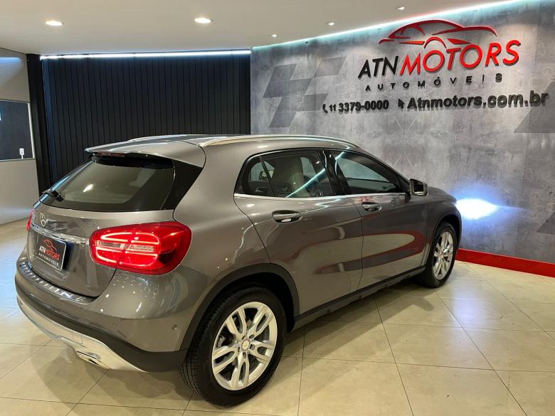 Mercedes-Benz - GLA 200 ADVANCE 