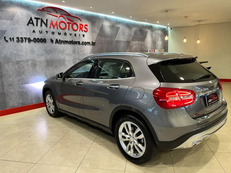 Mercedes-Benz - GLA 200 ADVANCE 
