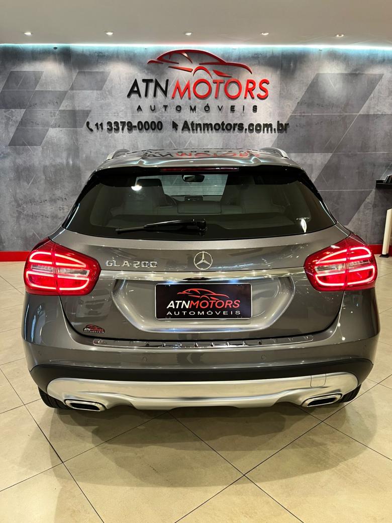 Mercedes-Benz - GLA 200 ADVANCE 