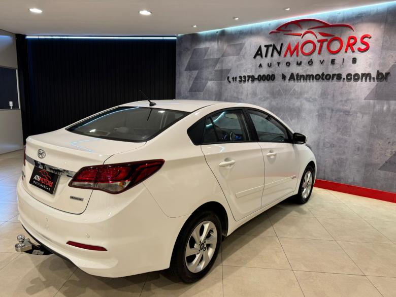 Hyundai - HB20S 1.6 AT 