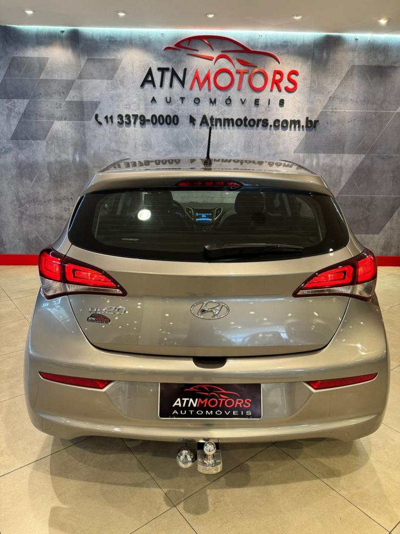 Hyundai - HYUNDAI HB20 1.0 COMFORT 