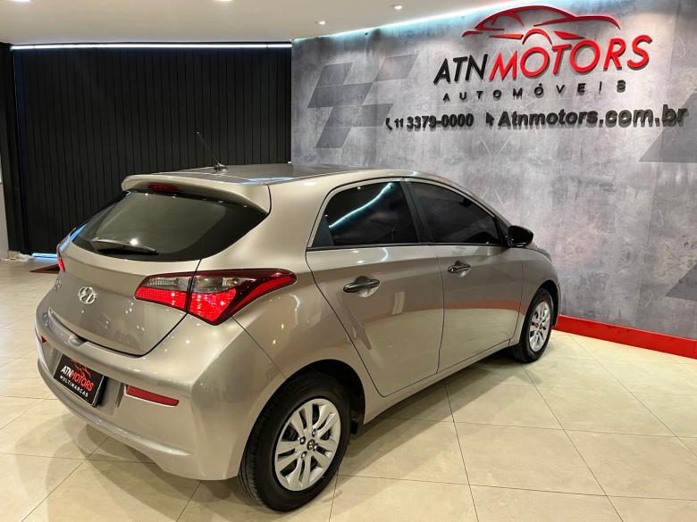 Hyundai - HYUNDAI HB20 1.0 UNIQUE 