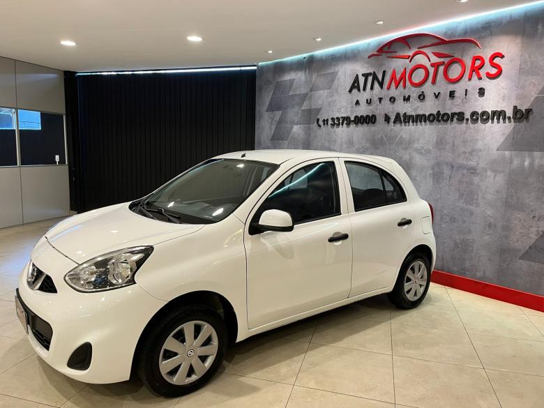Nissan - MARCH 1.0 MT 