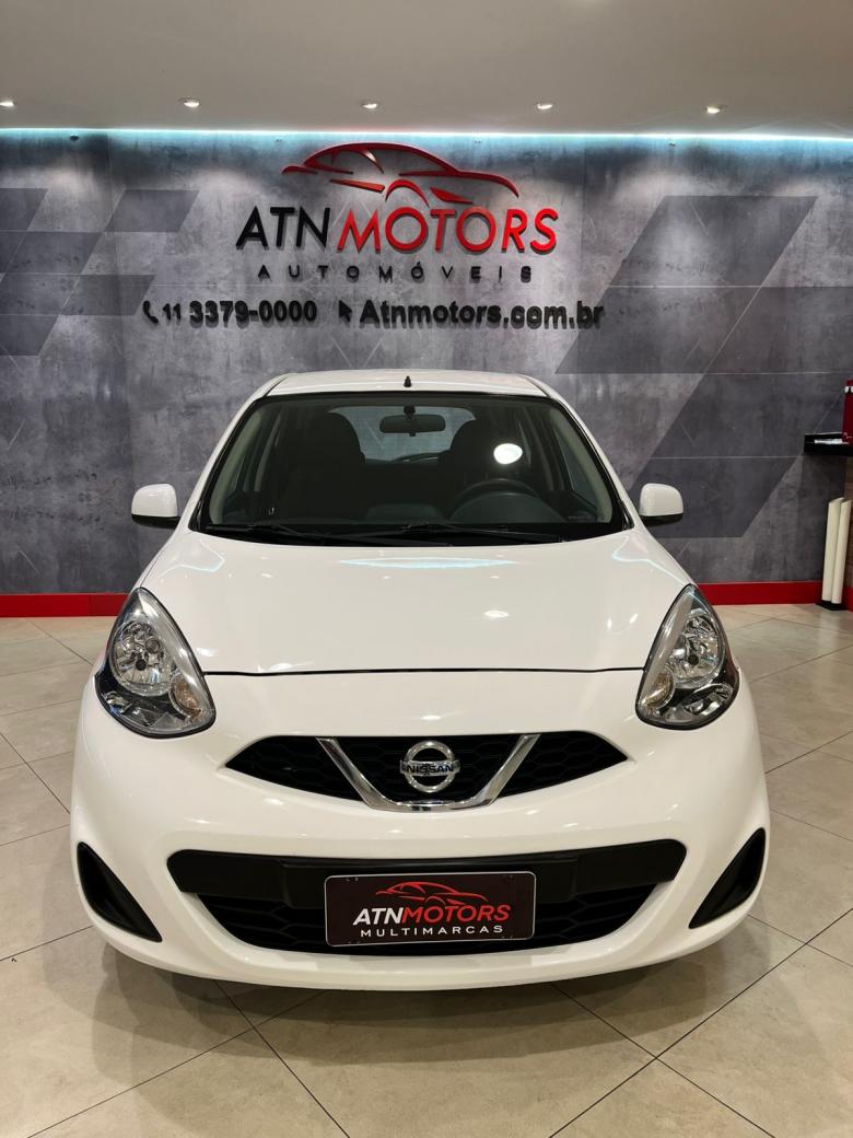 Nissan - MARCH 1.0 MT 