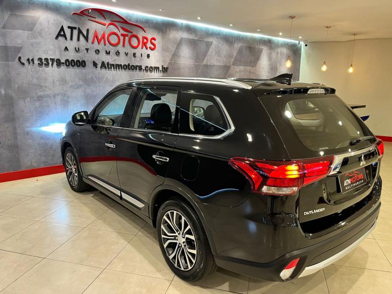 Mitsubishi - MMC OUTLANDER 3.0 GT 