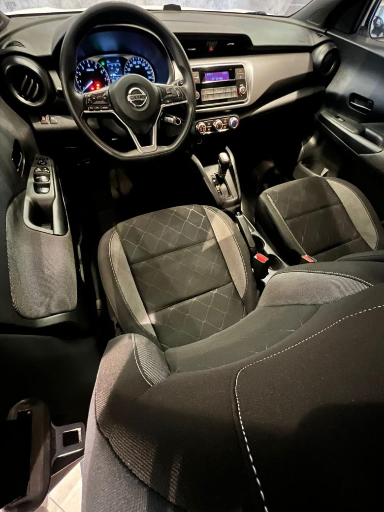 Nissan - NISSAN KICKS  S CVT 
