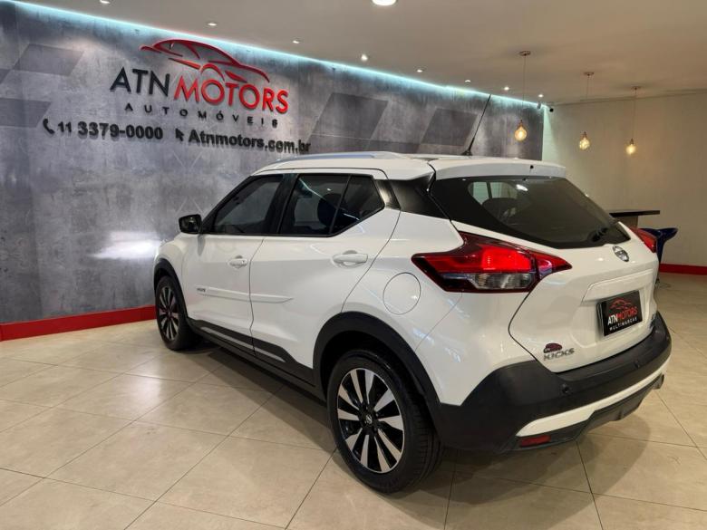 Nissan - NISSAN KICKS SV CVT 