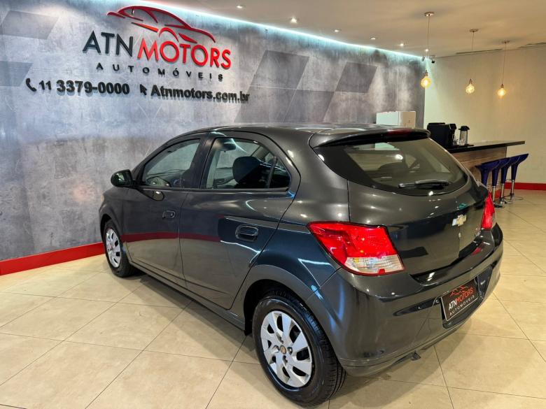 GM - Chevrolet - ONIX JOY 