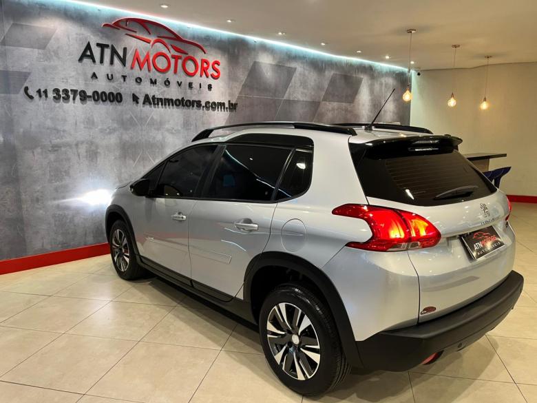 Peugeot - PEUGEOT 2008 GRIFFE AT 